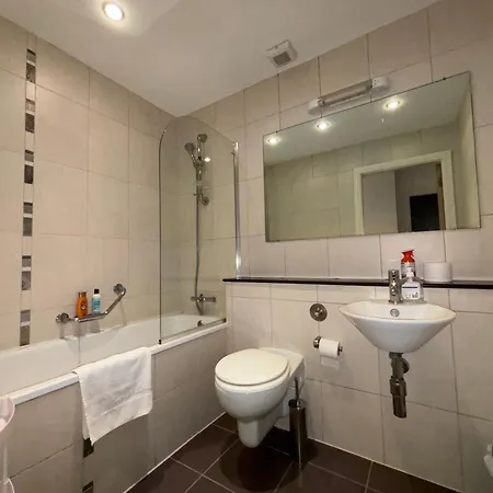 Northern Cross Apartment